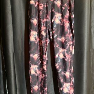 Stylish Tie-Dye Active Leggings